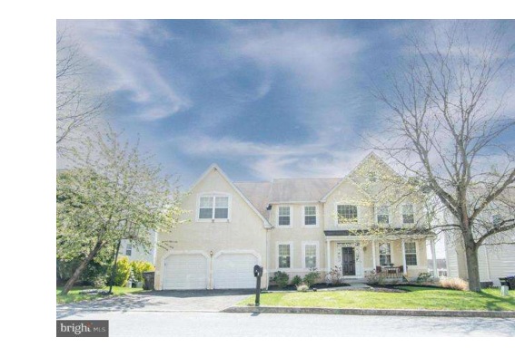 Home at 6 Hunters Hill Drive